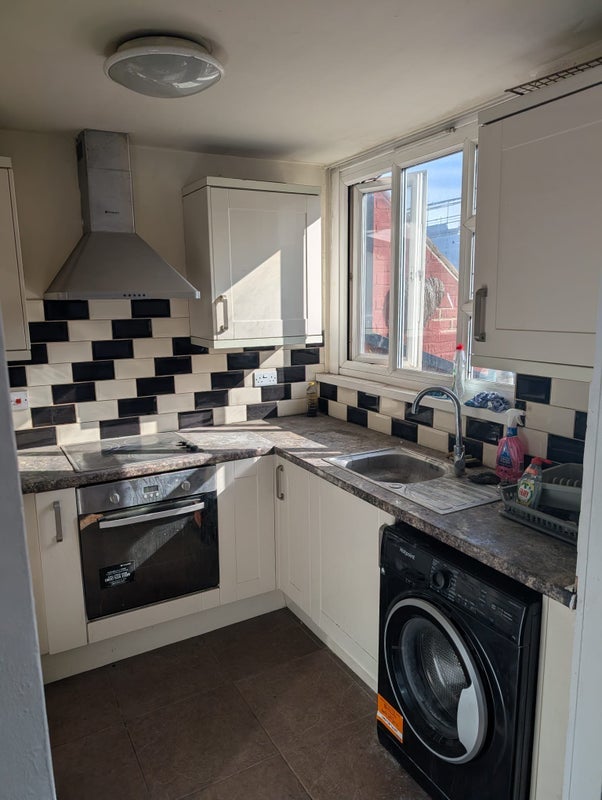 Room Rowan Walk in City of Westminster