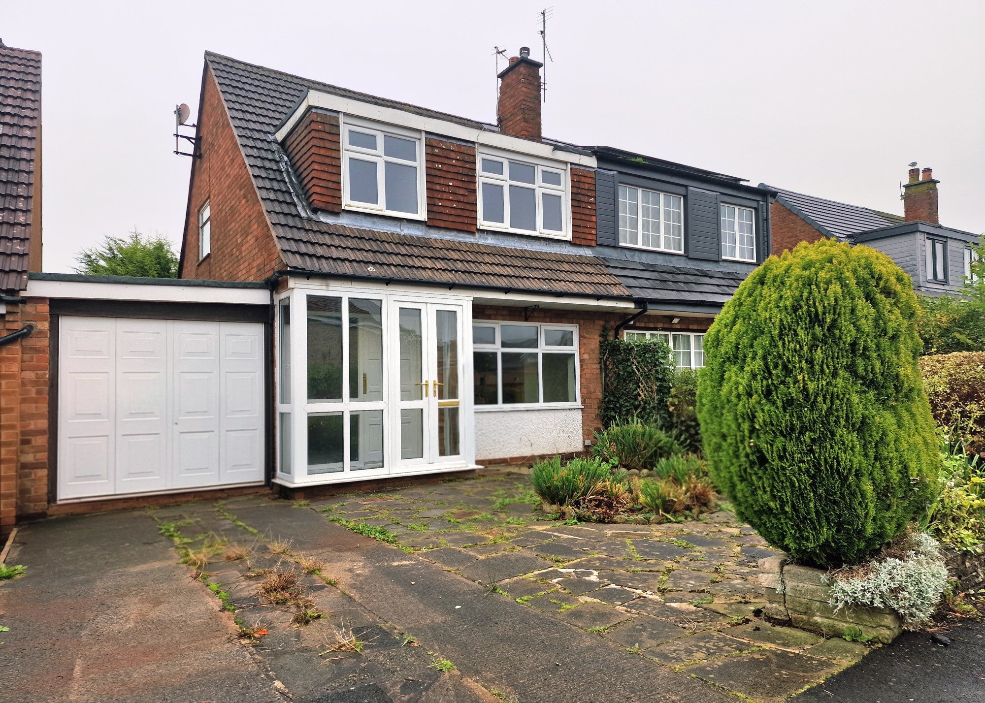 House Black Bull Lane in Preston