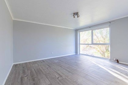 Flat Fair Close in Hertsmere