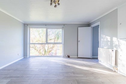 Flat Fair Close in Hertsmere