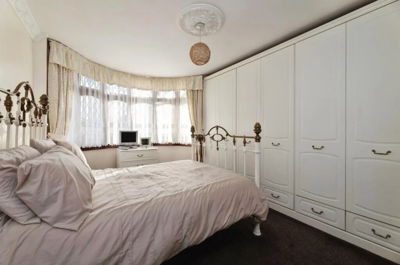 Room Tavistock Gardens in Greater London
