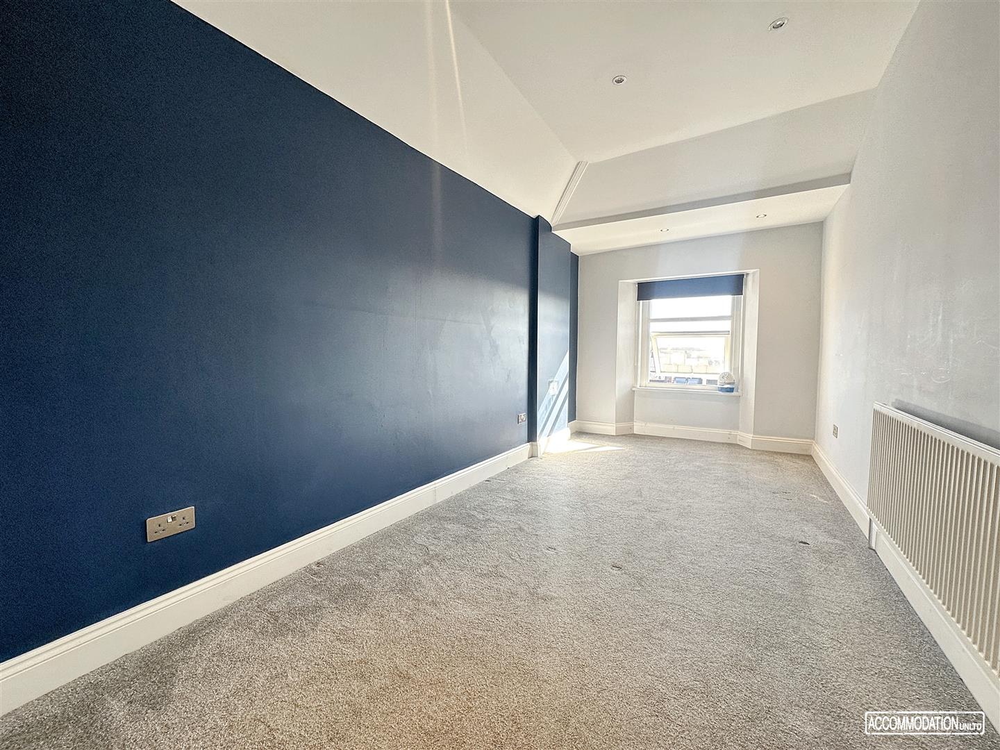 Flat Cotham Road in Bristol