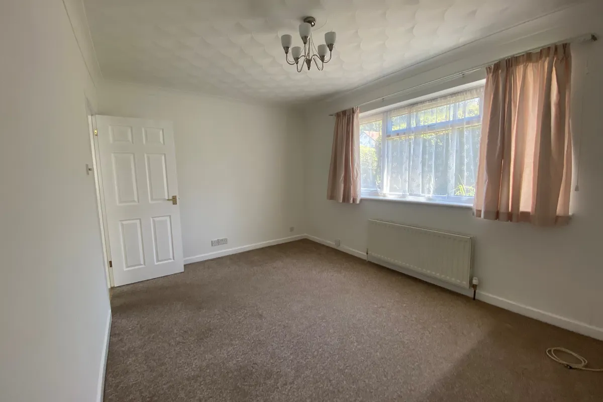 Flat Woodmill Lane in Southampton