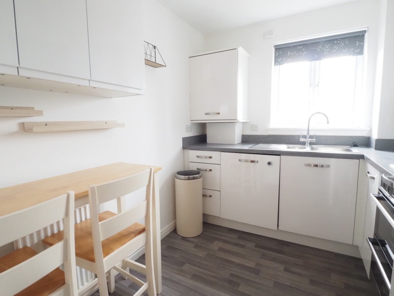 Flat Forge Crescent in Bishopton