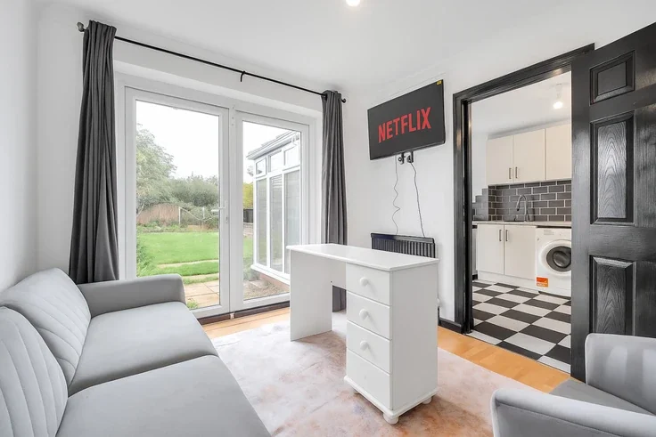 House Hearns Road in Greater London