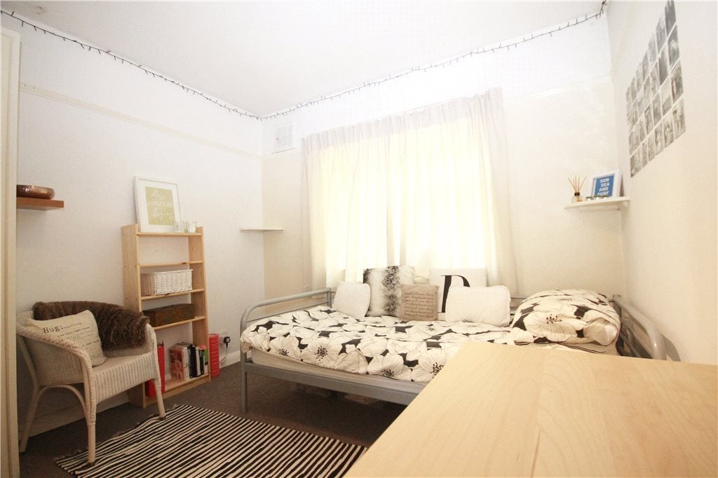 Flat Spring Rise in Borough of Runnymede