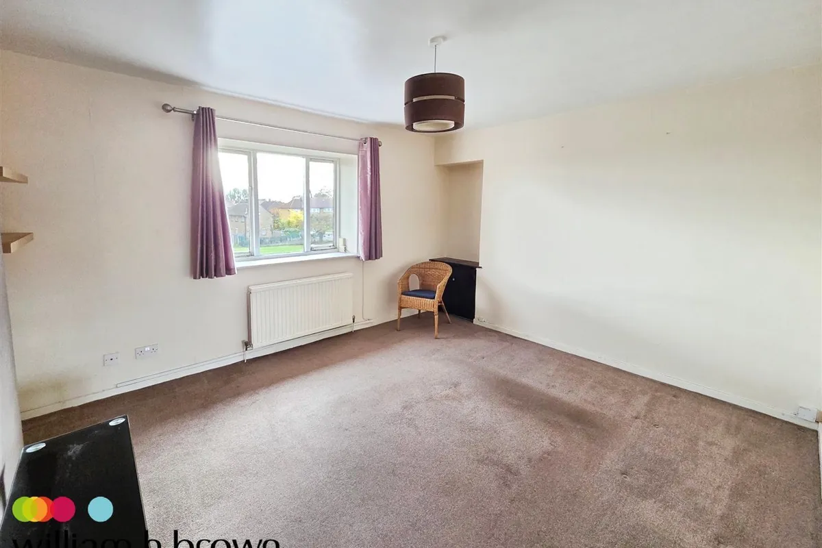 Flat Shannon Way in Kenningtons