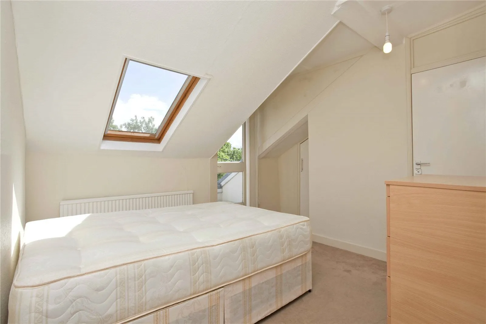 House Cavendish Road in Greater London