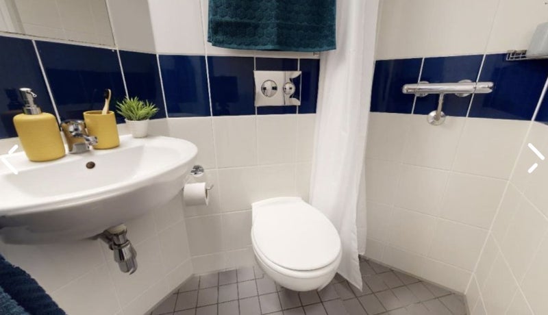Room Pitfield Street in Greater London