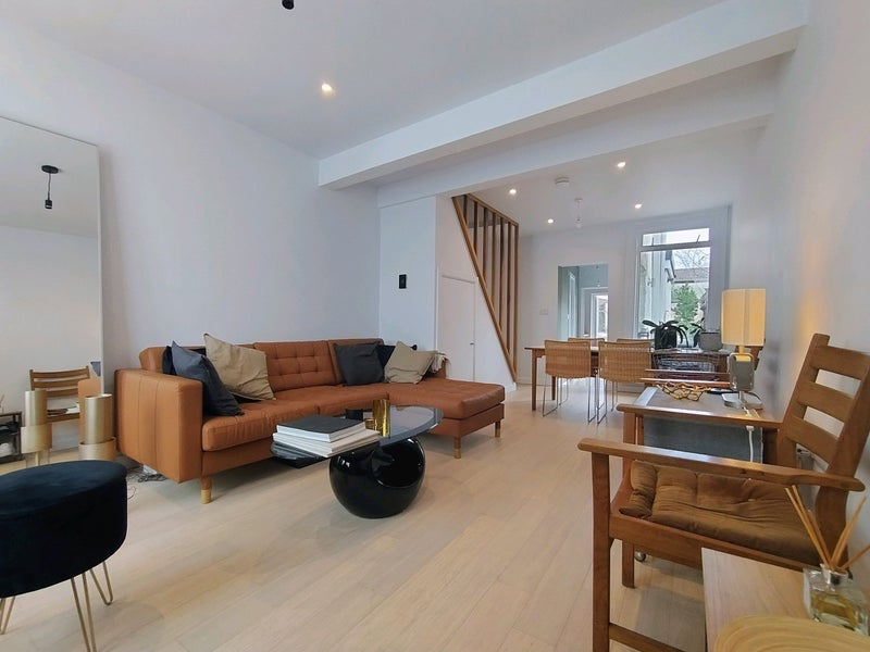Room Fawcett Road in Greater London