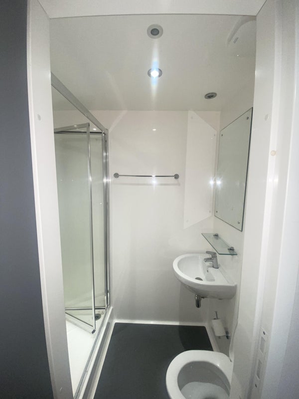 Room Vere Street in Cardiff