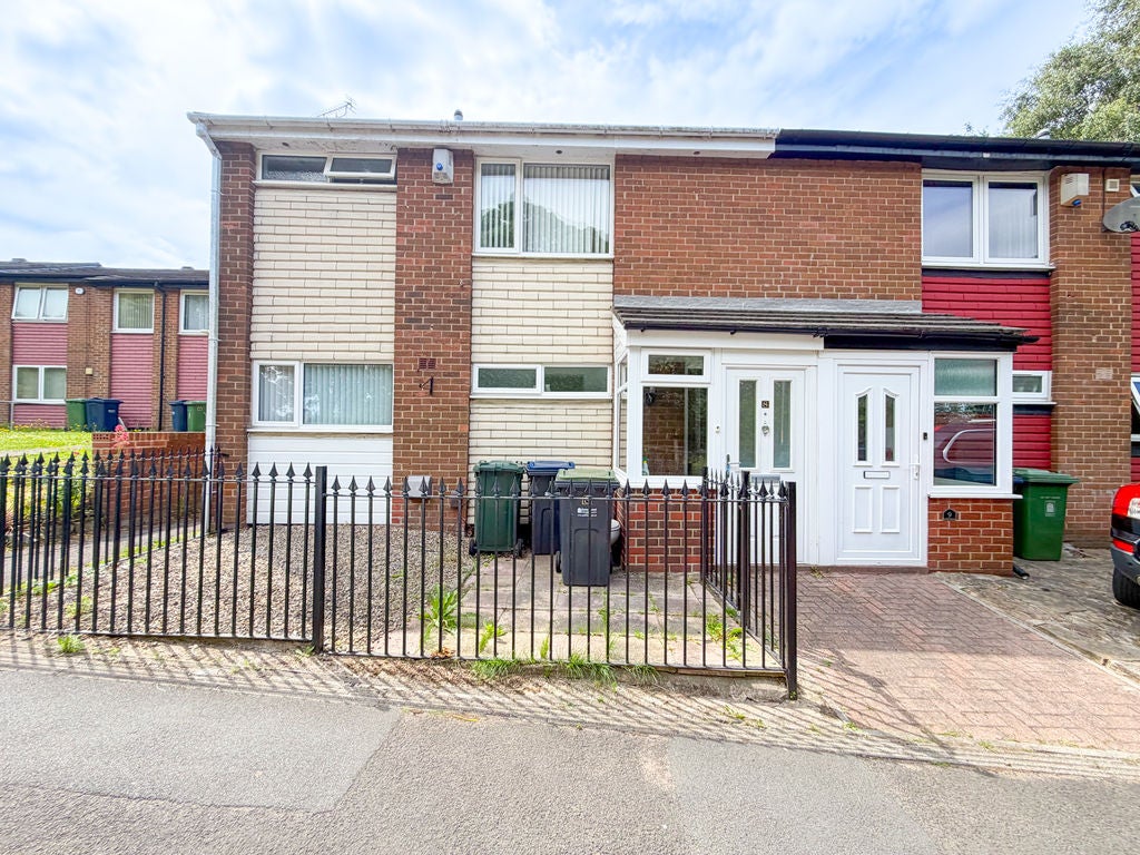 House Shibdon Bank in Blaydon on Tyne