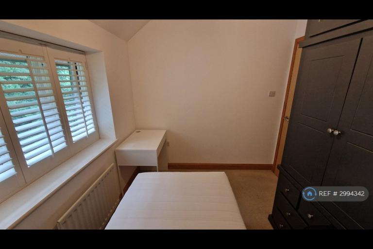 Room Frenchay Hill in Bristol