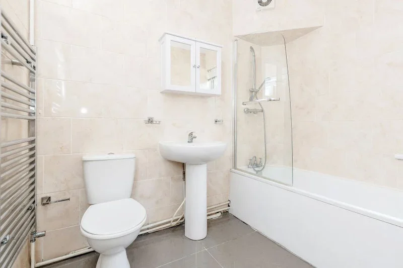 Room Great West Road in Greater London