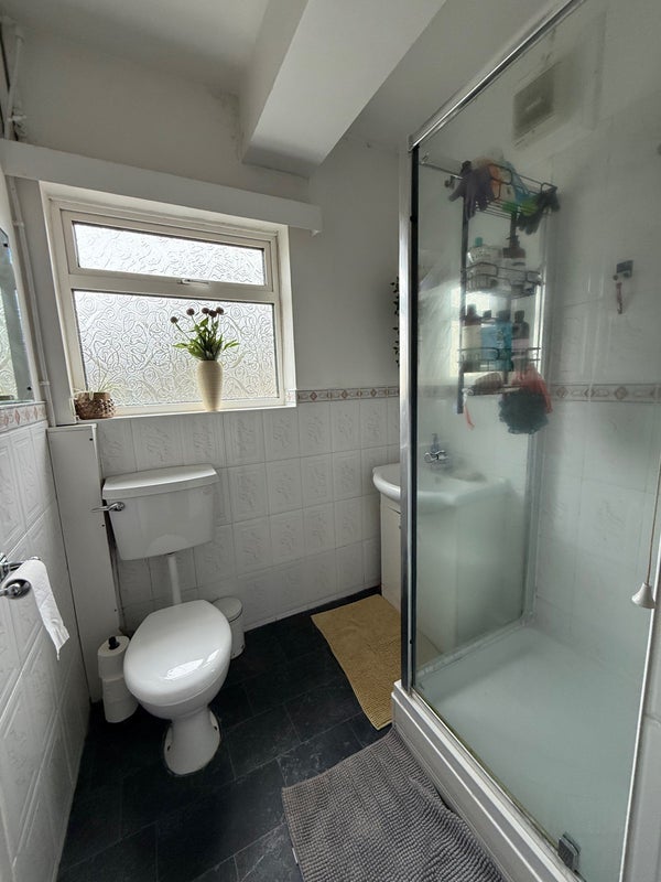 Room Boscombe Overcliff Drive in Bournemouth