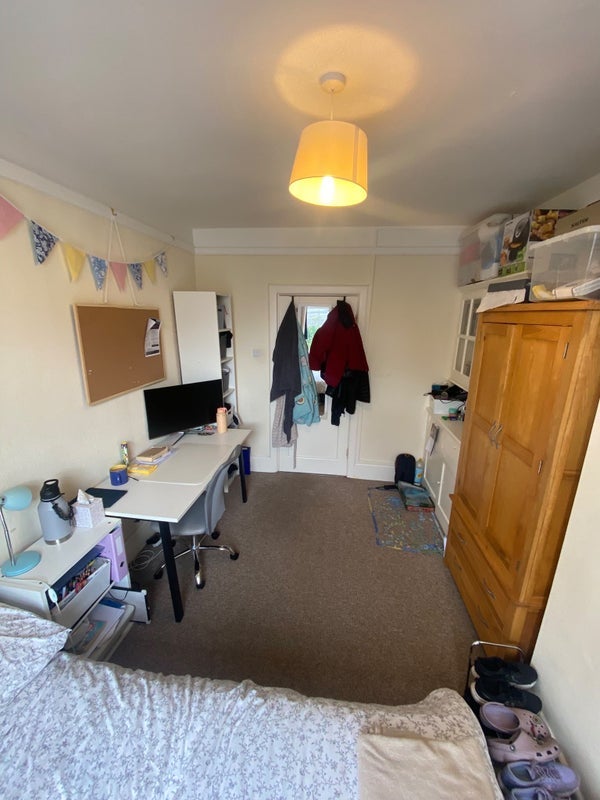 Room Boscombe Overcliff Drive in Bournemouth