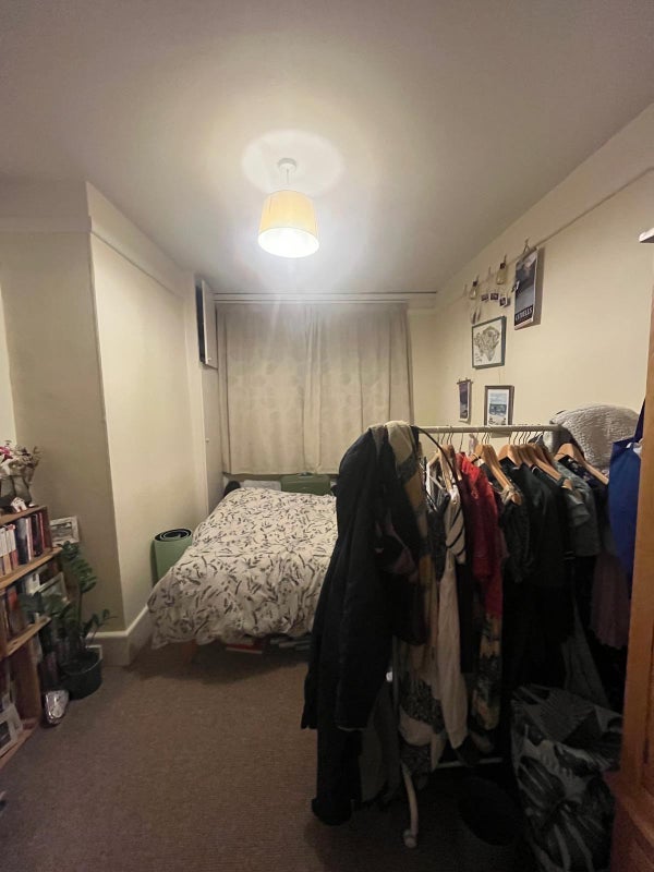 Room Boscombe Overcliff Drive in Bournemouth