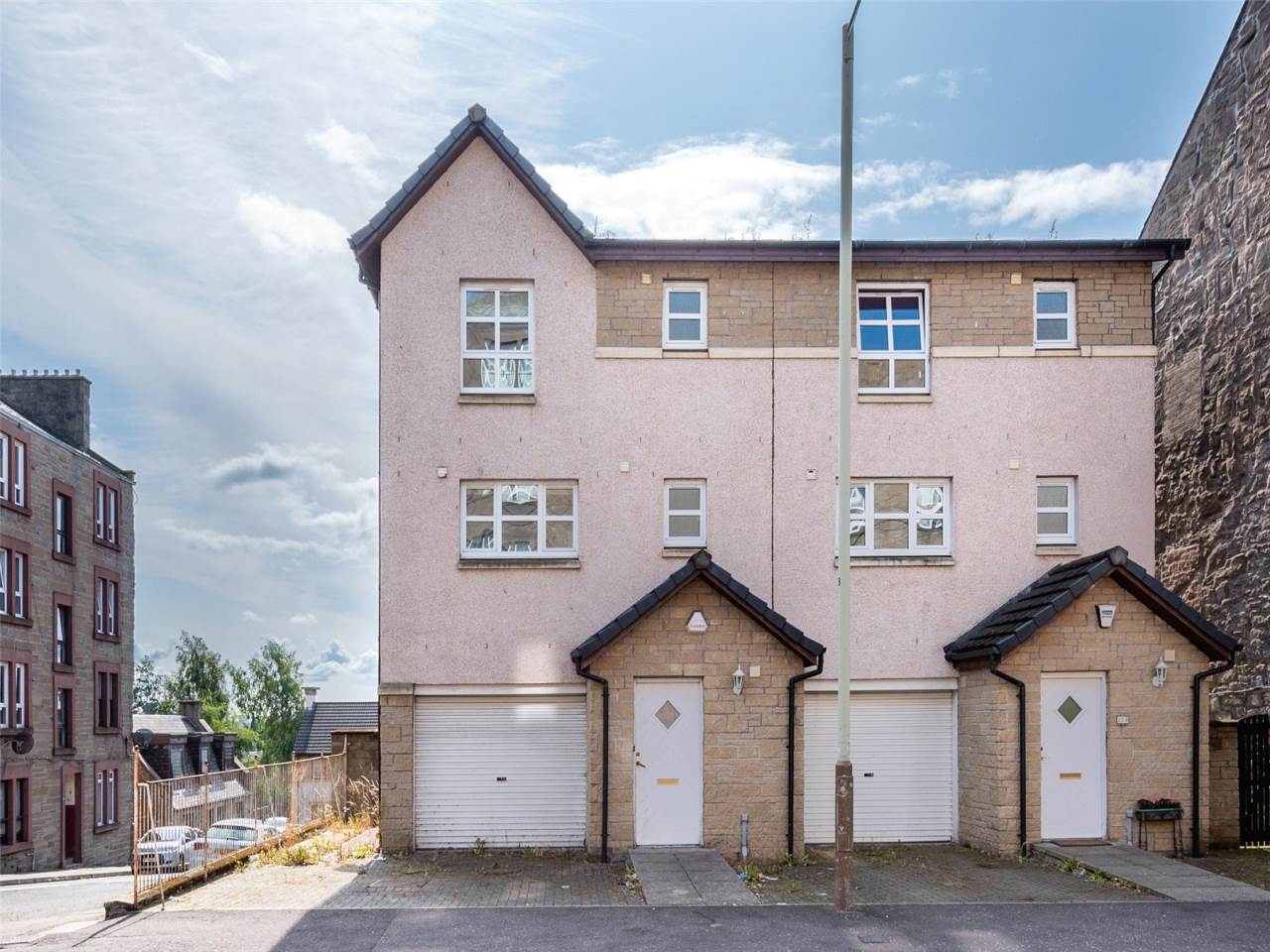 House Cleghorn Street in Dundee