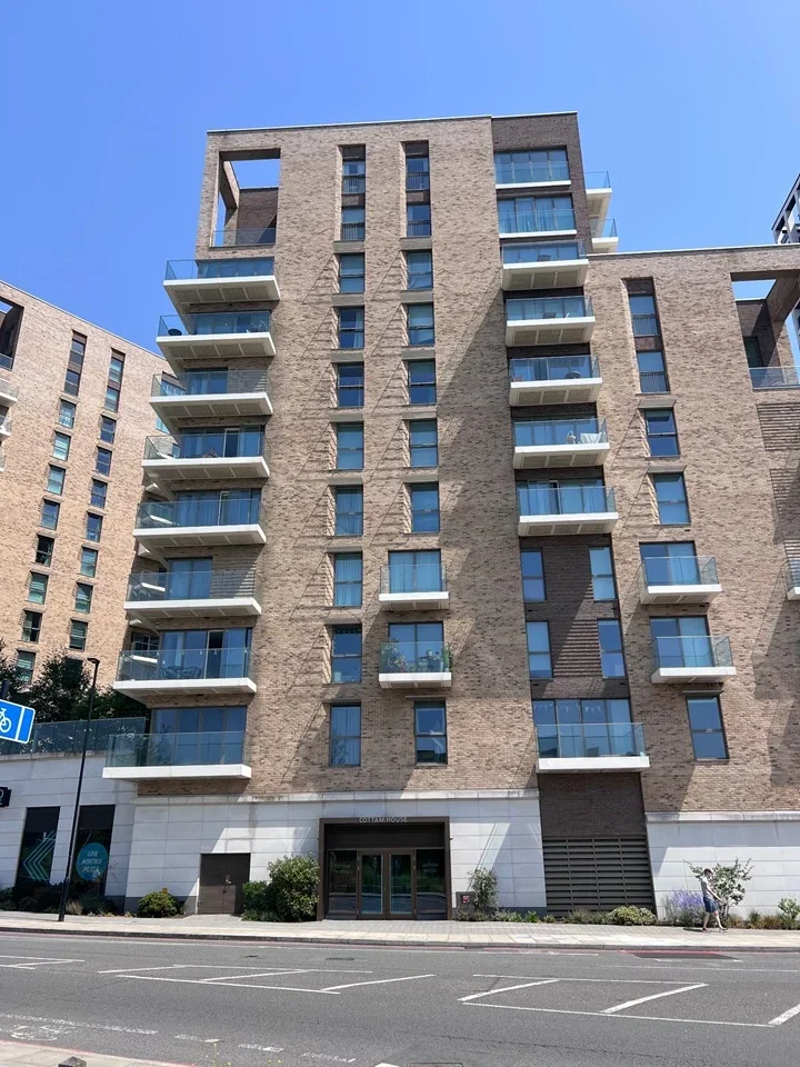 Flat Kidbrooke Park Road in Greater London