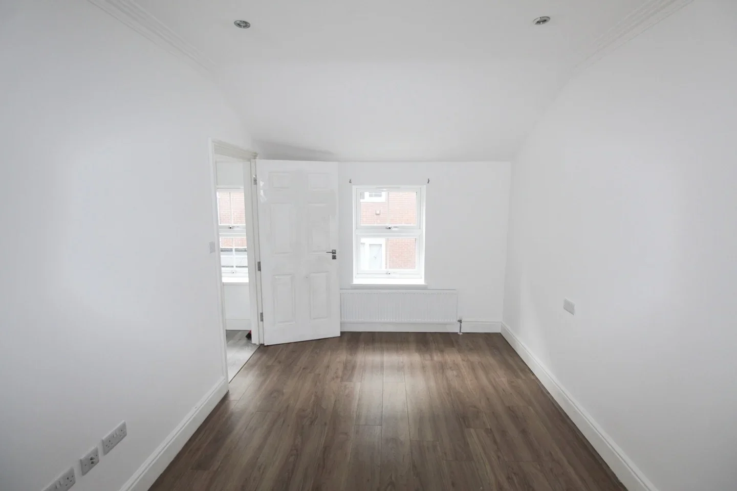 Flat Riverdene Road in Greater London