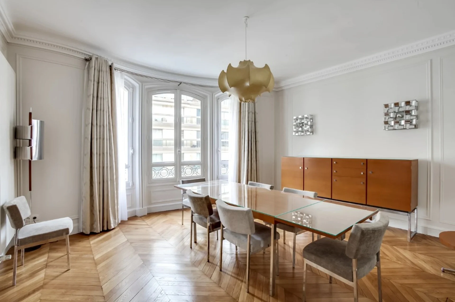 Appartement Rue Jean de La Fontaine à Paris