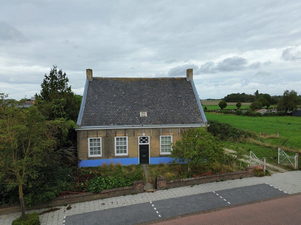 Huis Jacobus de Waalstraat 8 in Lamswaarde