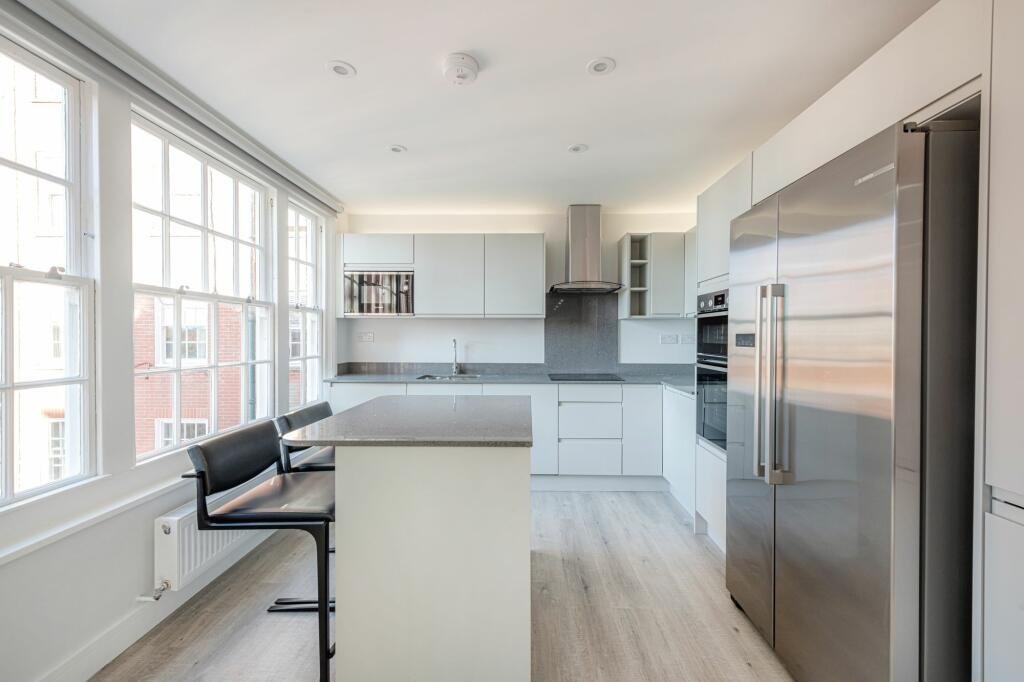 Flat Marlborough Place in City of Westminster
