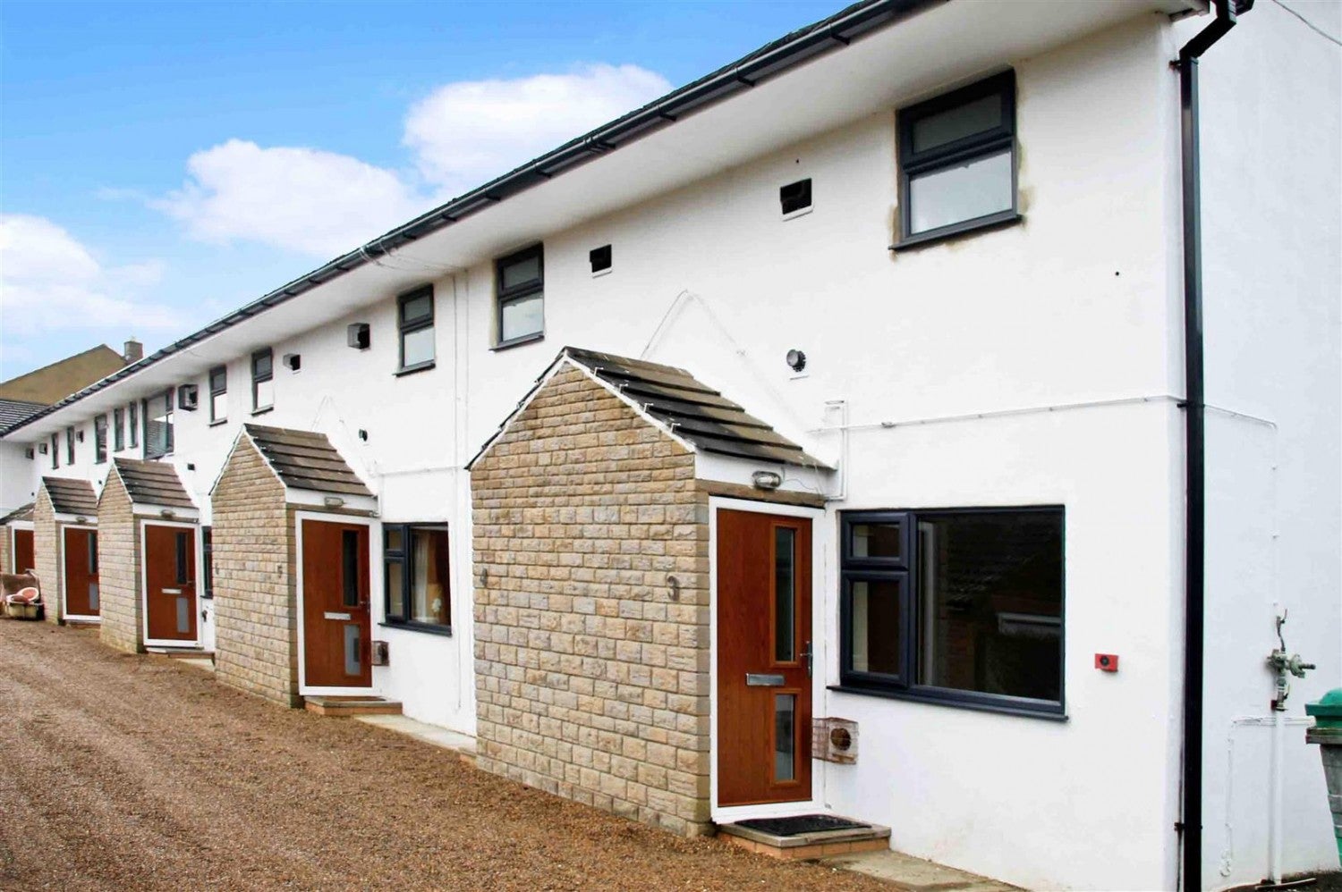 Flat B6165 in Burnt Yates