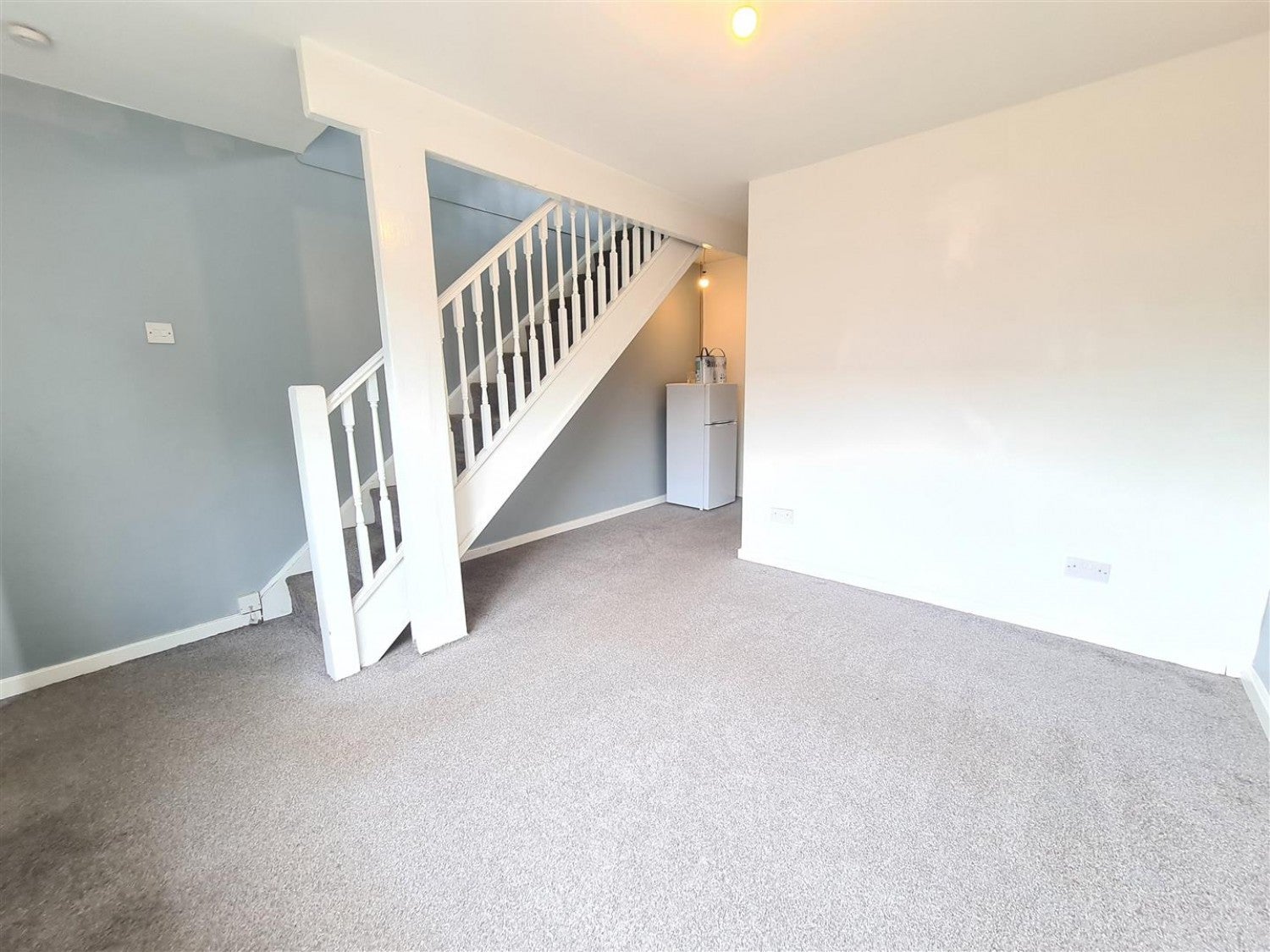 Flat B6165 in Burnt Yates