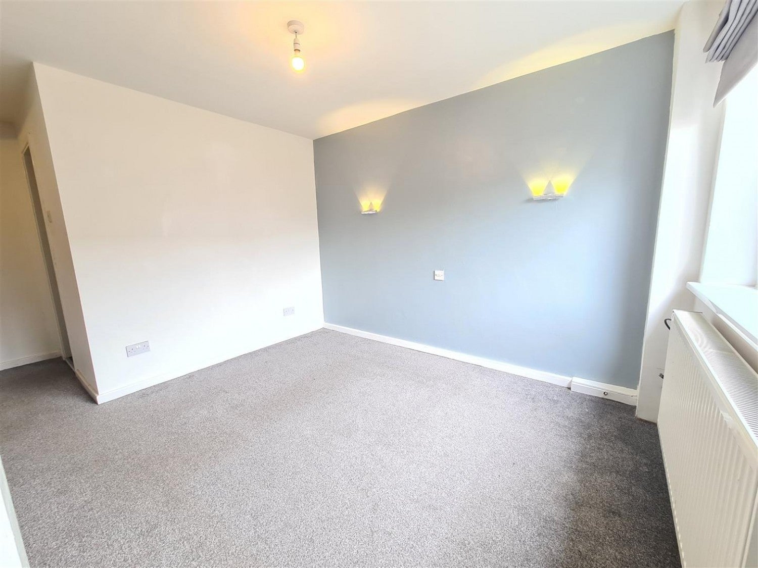 Flat B6165 in Burnt Yates