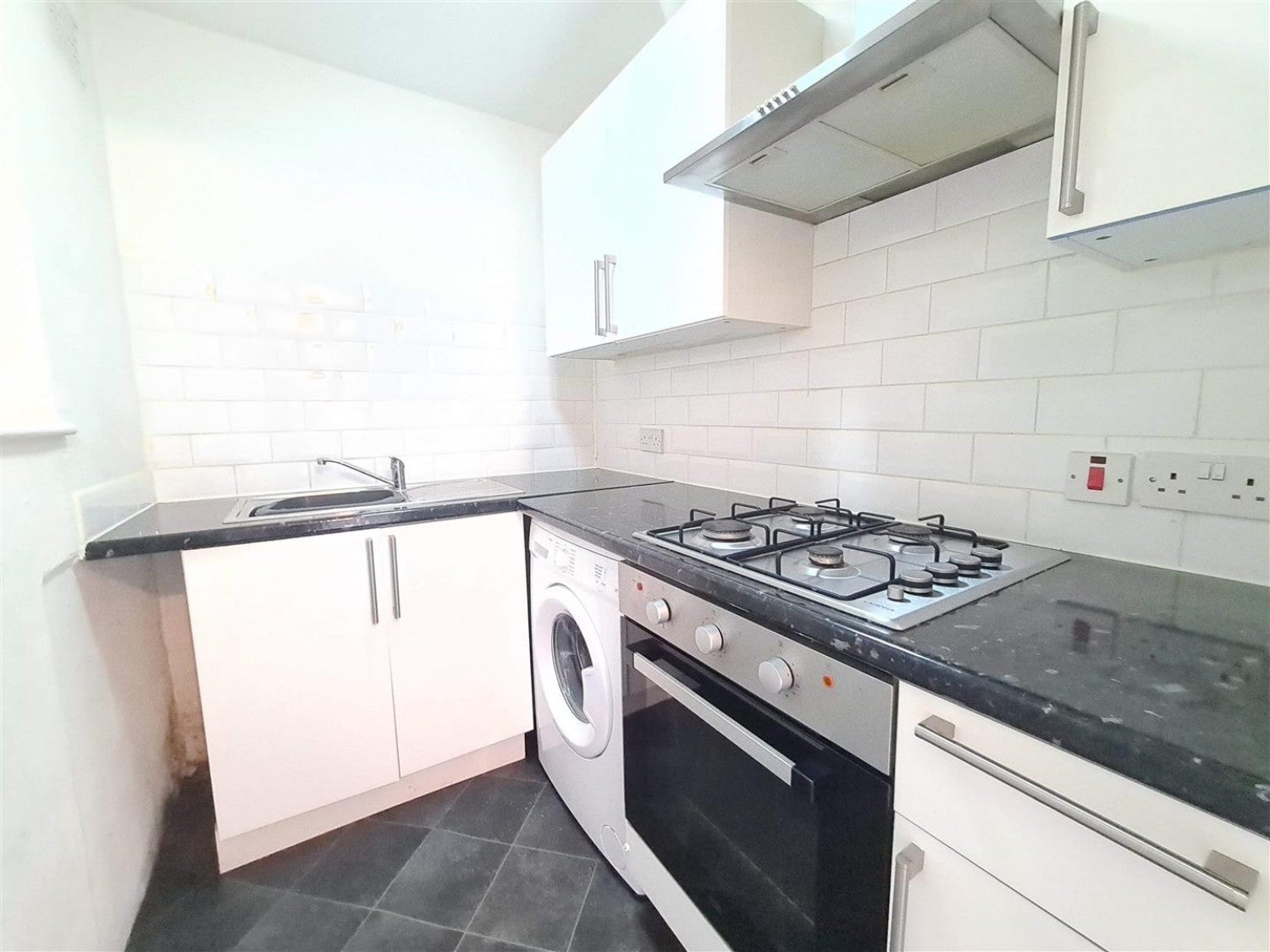 Flat B6165 in Burnt Yates