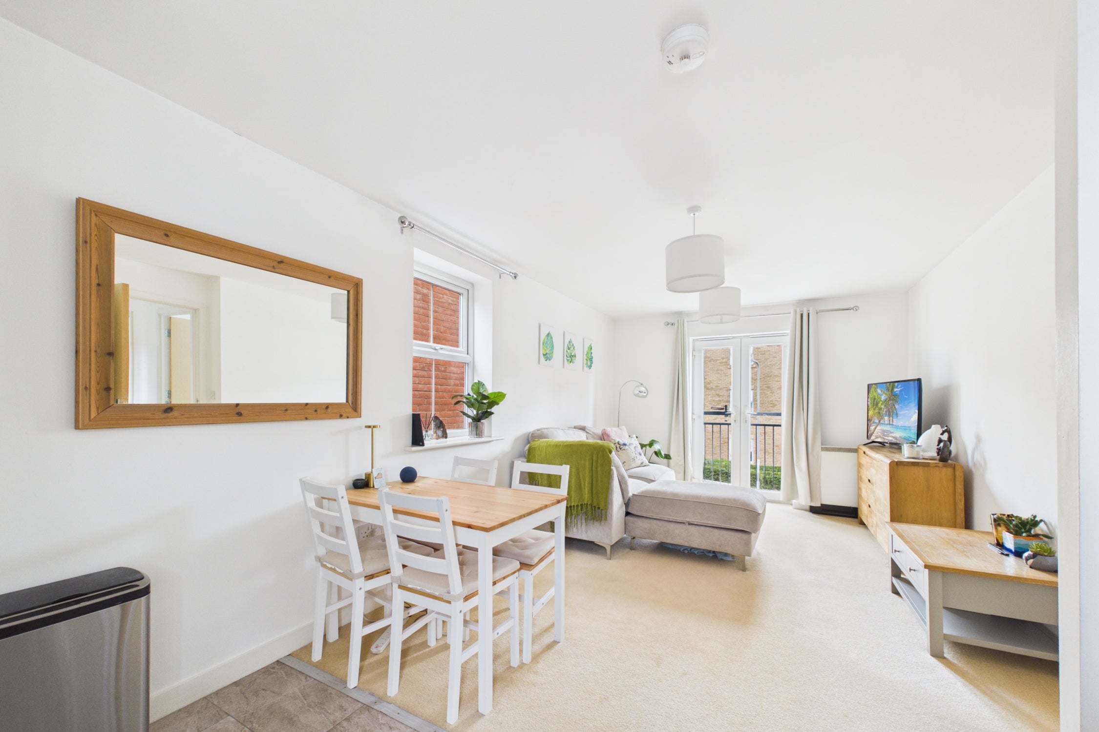 Flat Alchester Court in Towcester