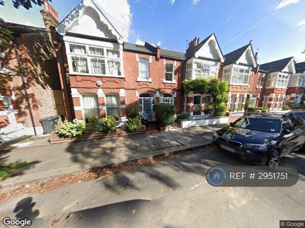 House Cleveland Avenue in Greater London