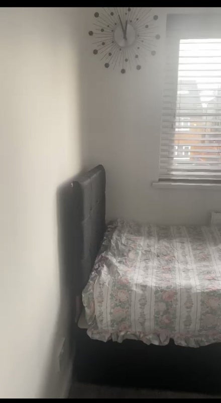 Room Moss Road in Trafford