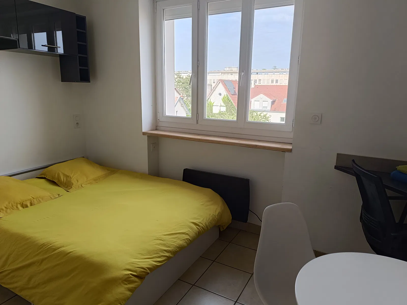 Room Rue du Moulin à Vent in Dijon