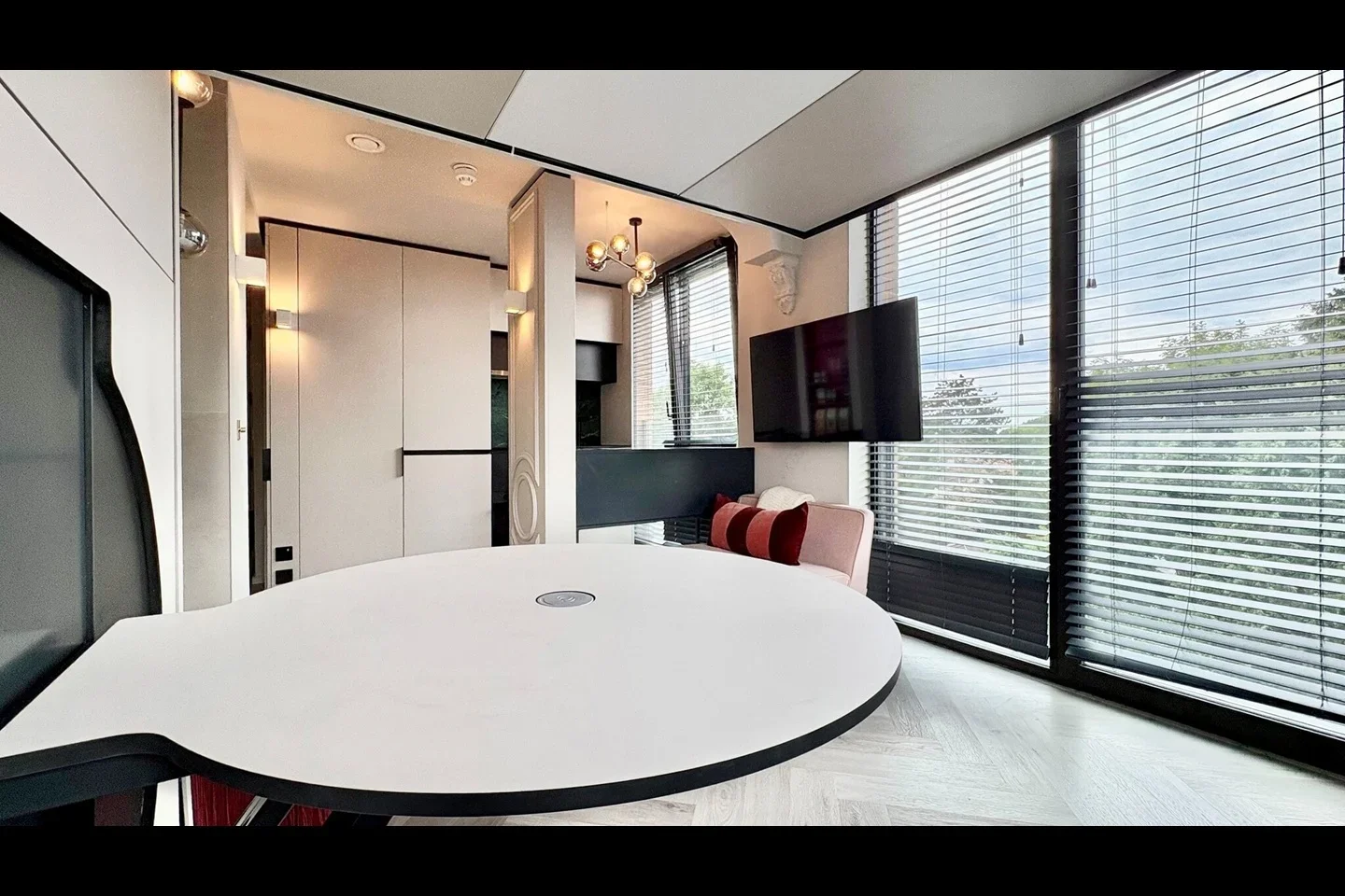 Flat Willesden Lane in Greater London