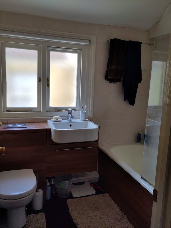 Room Exeter Road in Bristol