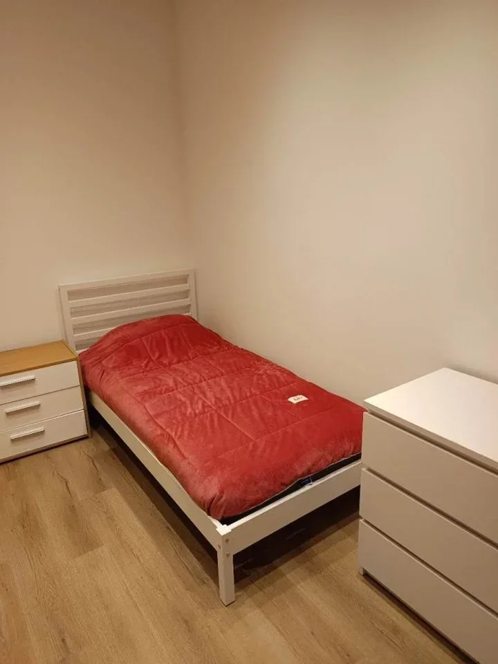 Room Nicoll Road in Greater London