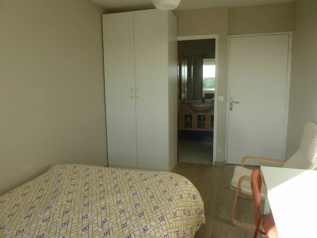 Appartement Route de service à Tremblay-en-France