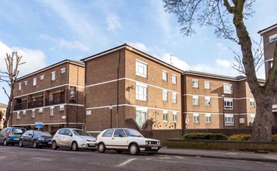 Flat Hungerford Road in Greater London