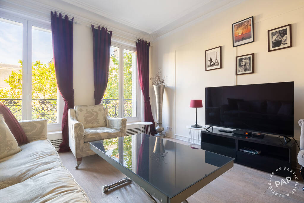 Appartement Rue des Saints-Pères à Paris