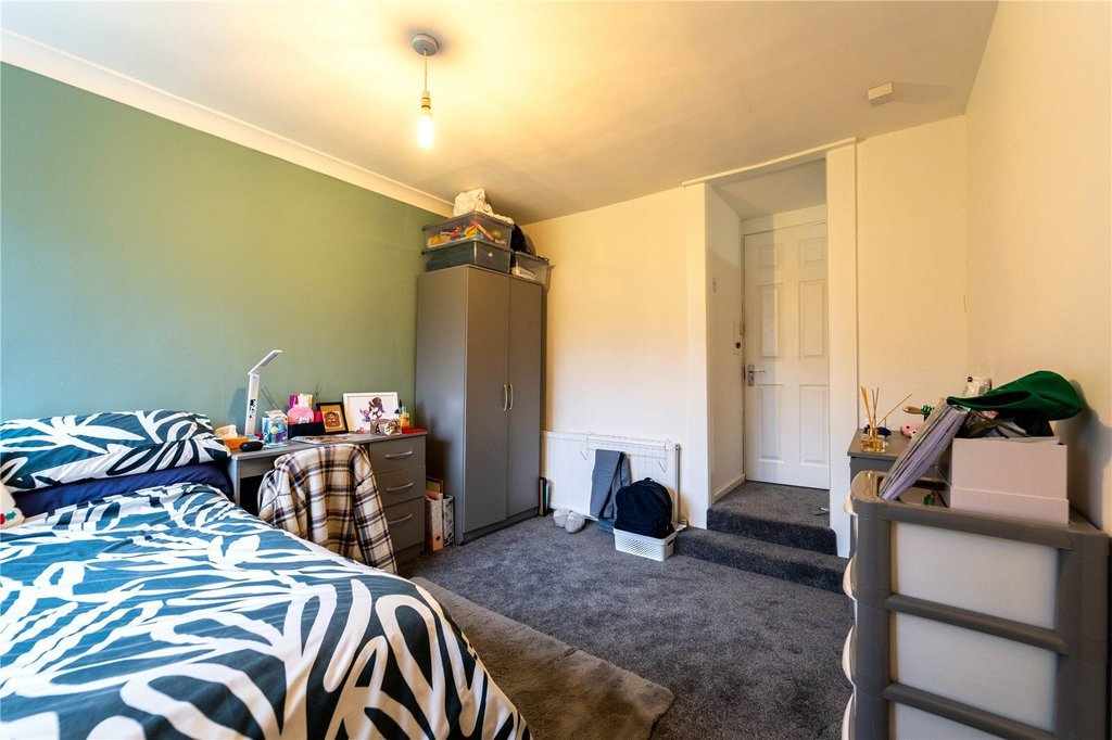Flat Fladbury Crescent in Birmingham