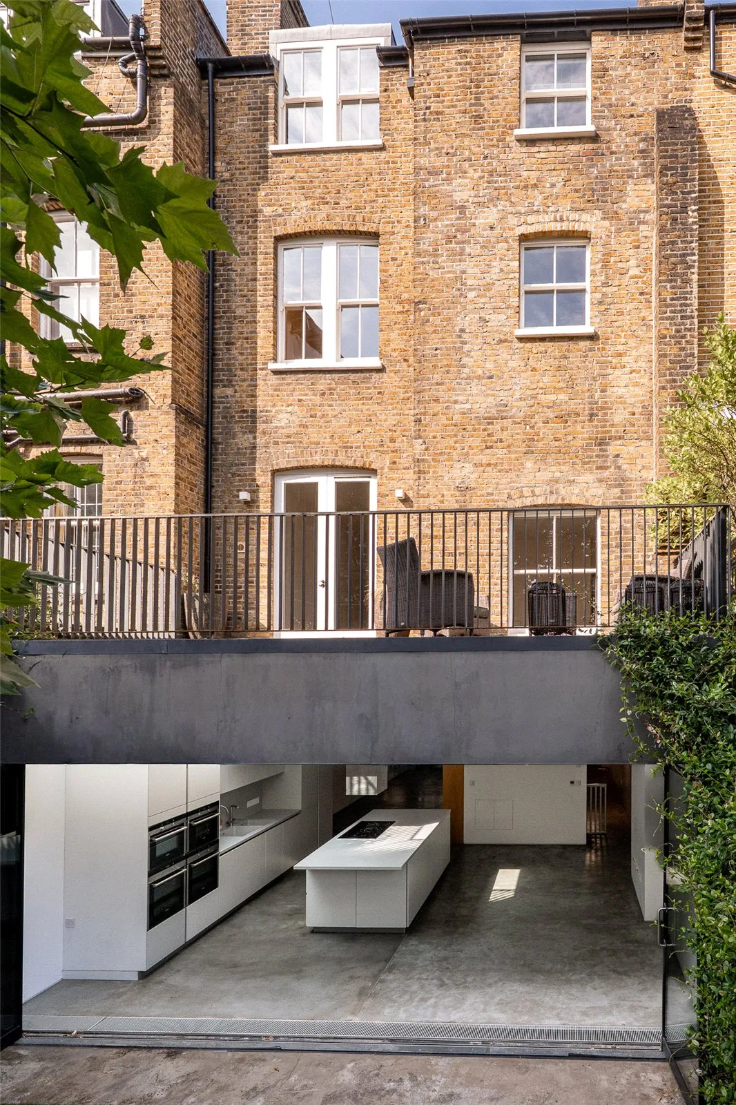 House The Vale in Greater London