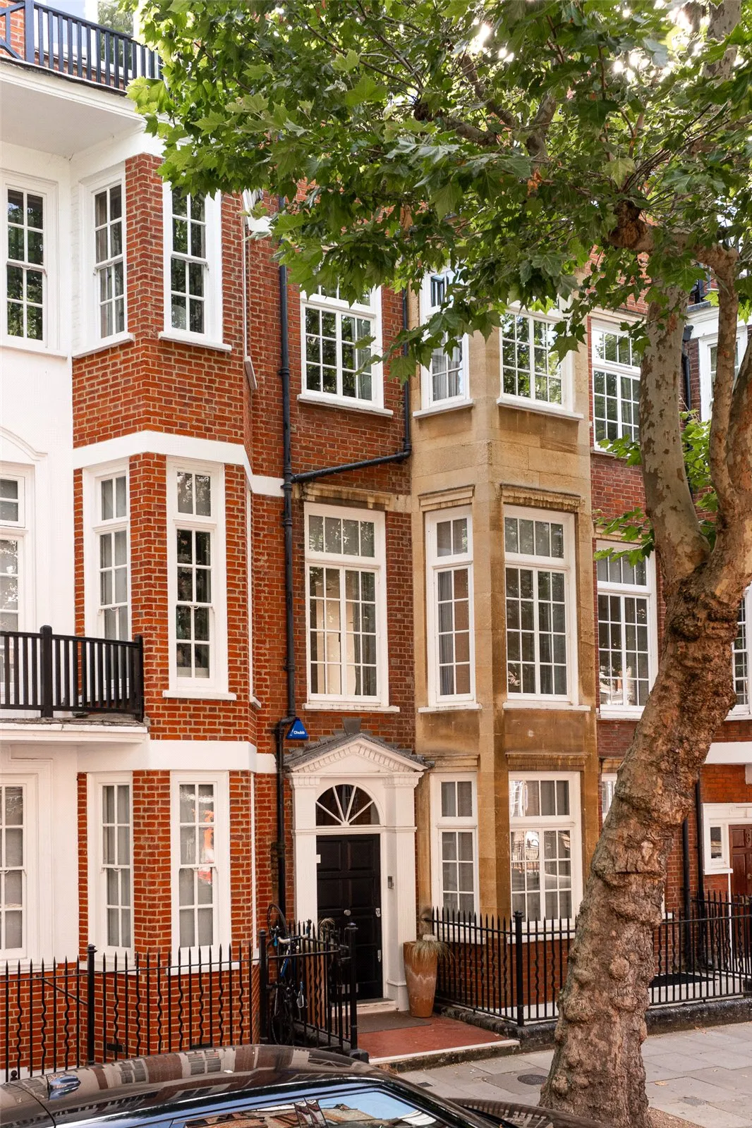 House The Vale in Greater London