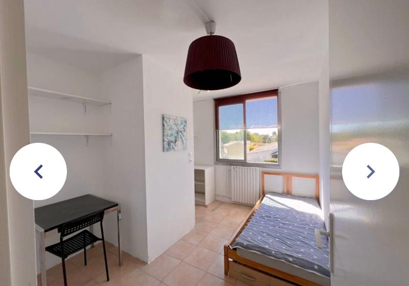 Room Rue des Treilles in Libourne