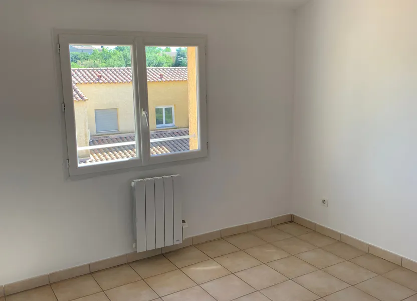 Maison Rue de Beaucaire à Générac