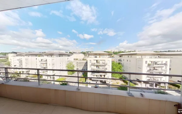 Appartement Rue Transversale à Lyon