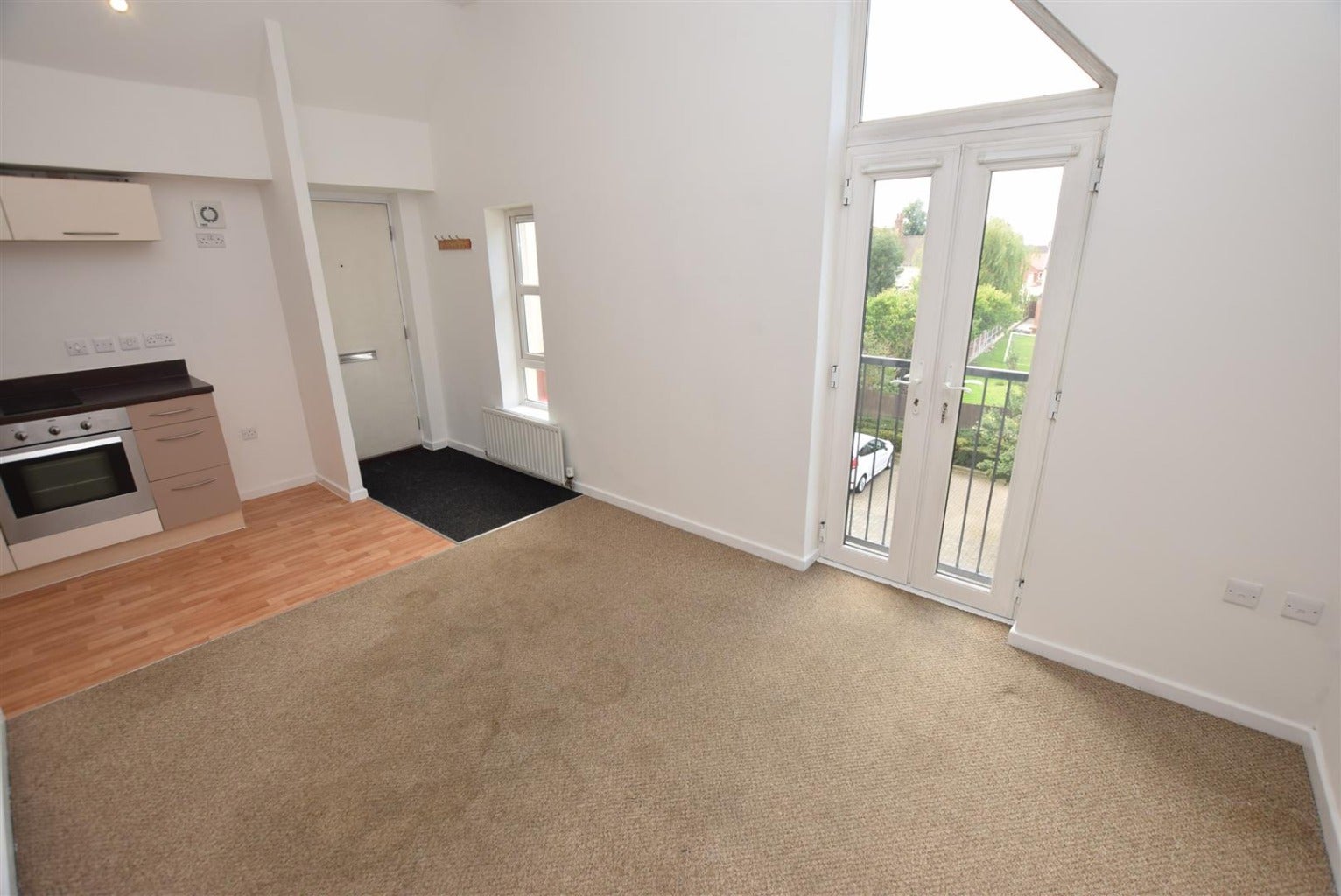Flat Heathlands Grange in East Staffordshire