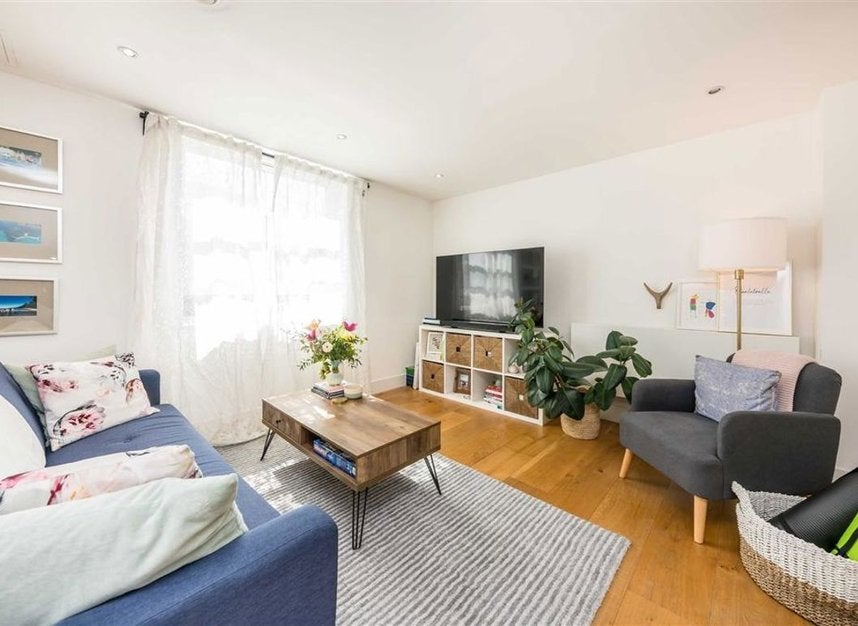 Flat Oxford Street in City of Westminster