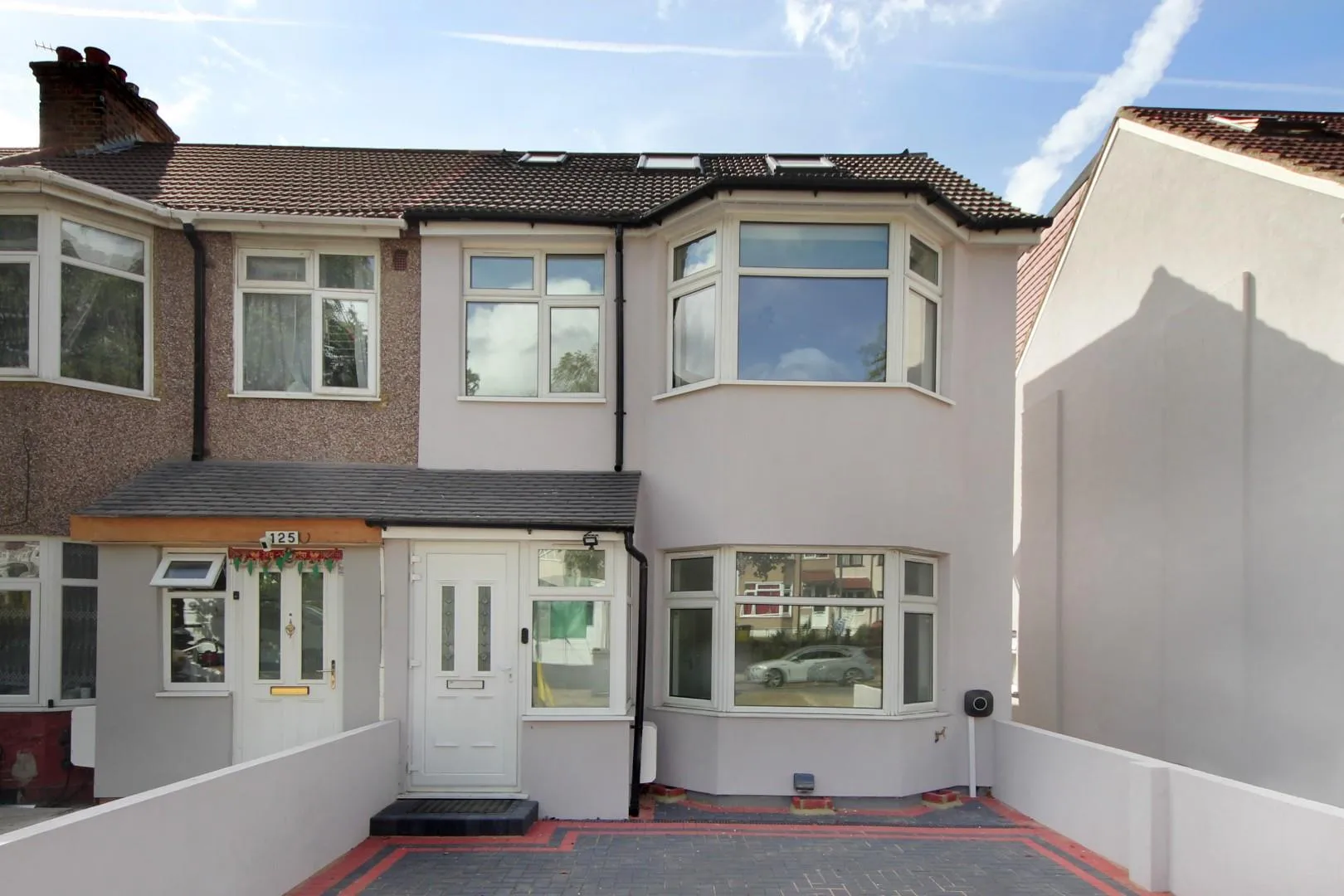 Flat Bridgewater Road in Greater London